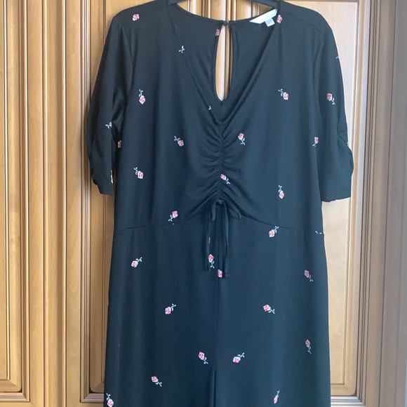 Jump suit - Picture 2 of 4